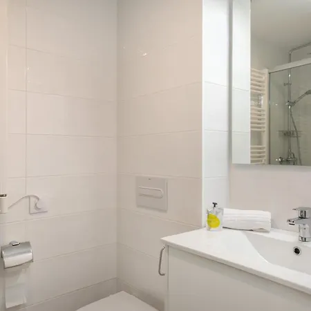 דירה Flalteli Rambla 5 4-1 *