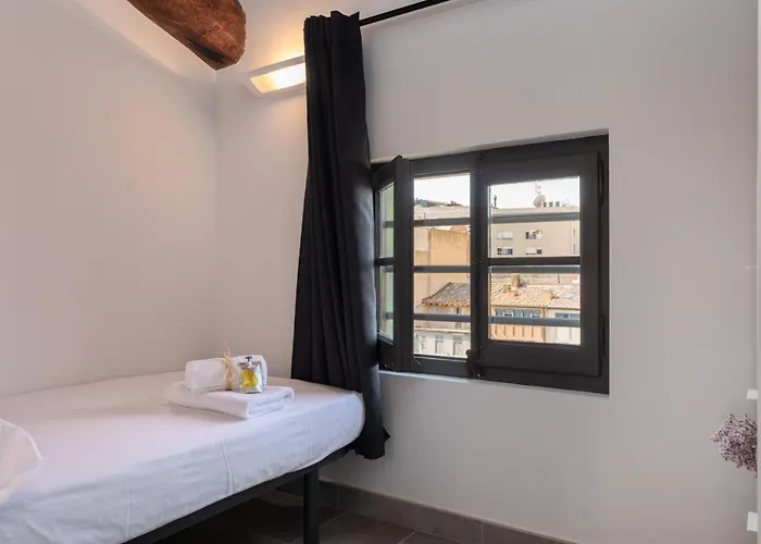 Flalteli Rambla 5 4-1 Διαμέρισμα *